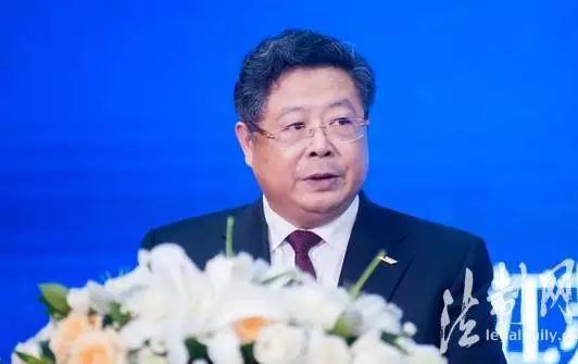 薛济民：江苏省律师协会会长.jpg